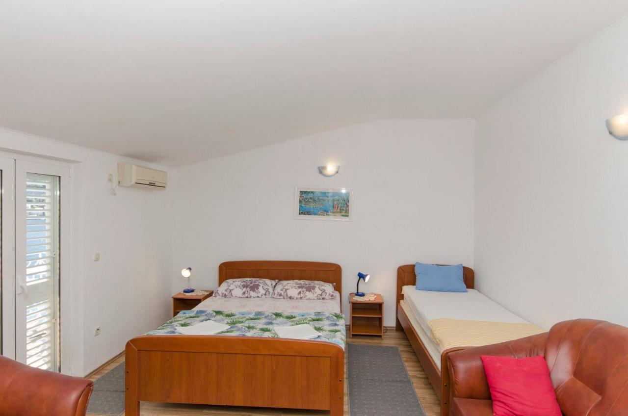 Apartments And Rooms Nike Sobra Quarto foto